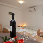 Apartment Meri Apartament *