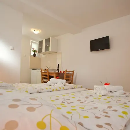 Διαμέρισμα Apartment Meri *